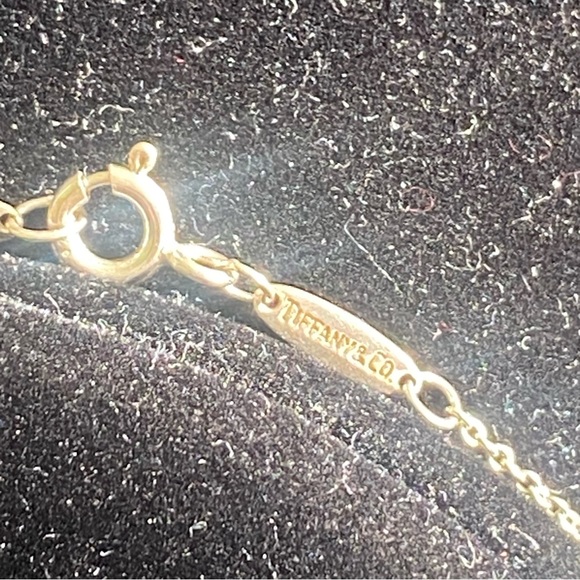 Tiffany and Co Elsa Peretti floating heart silver necklace - Picture 8 of 10